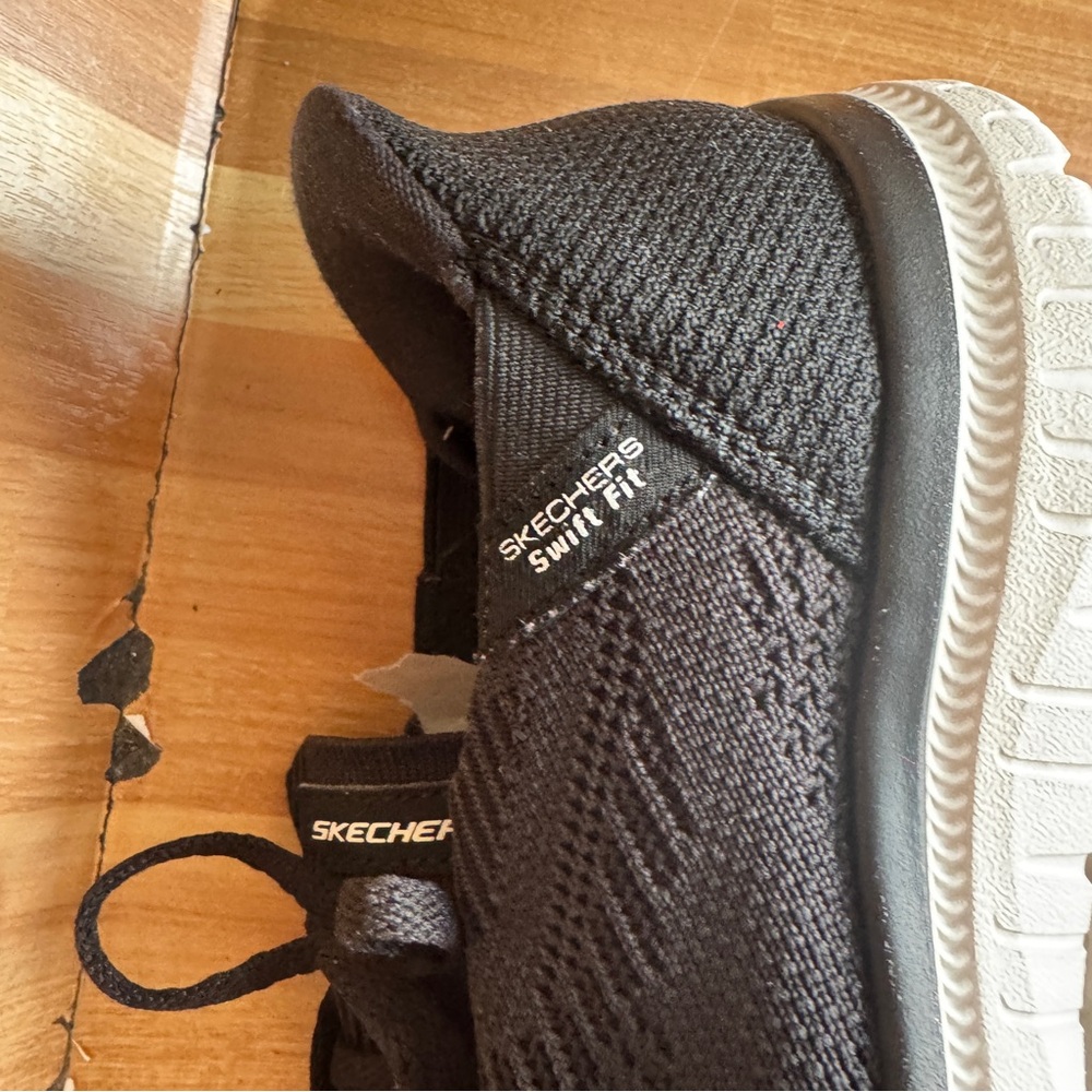 Skechers Hands Free Slip-ins: Virtue - Divinity women's sneakers. Black, size 7 - Picture 10 of 11